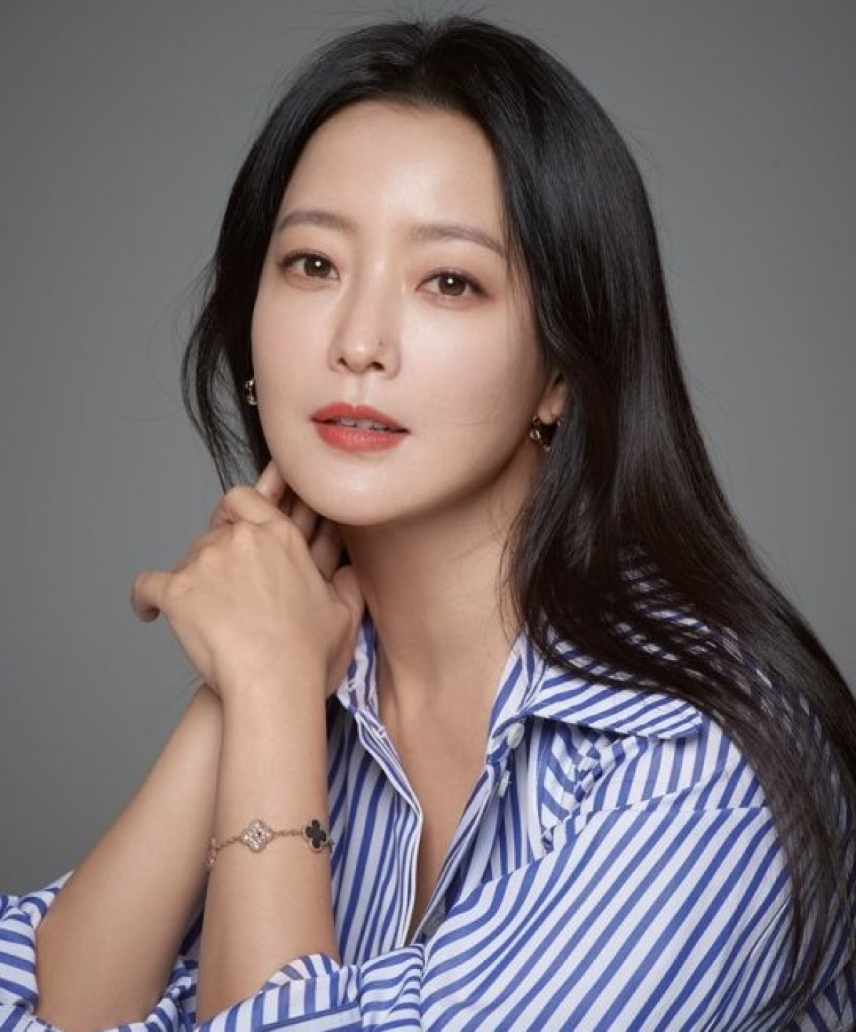 Đây có đúng là Kim Hee Sun không?- Ảnh 2.