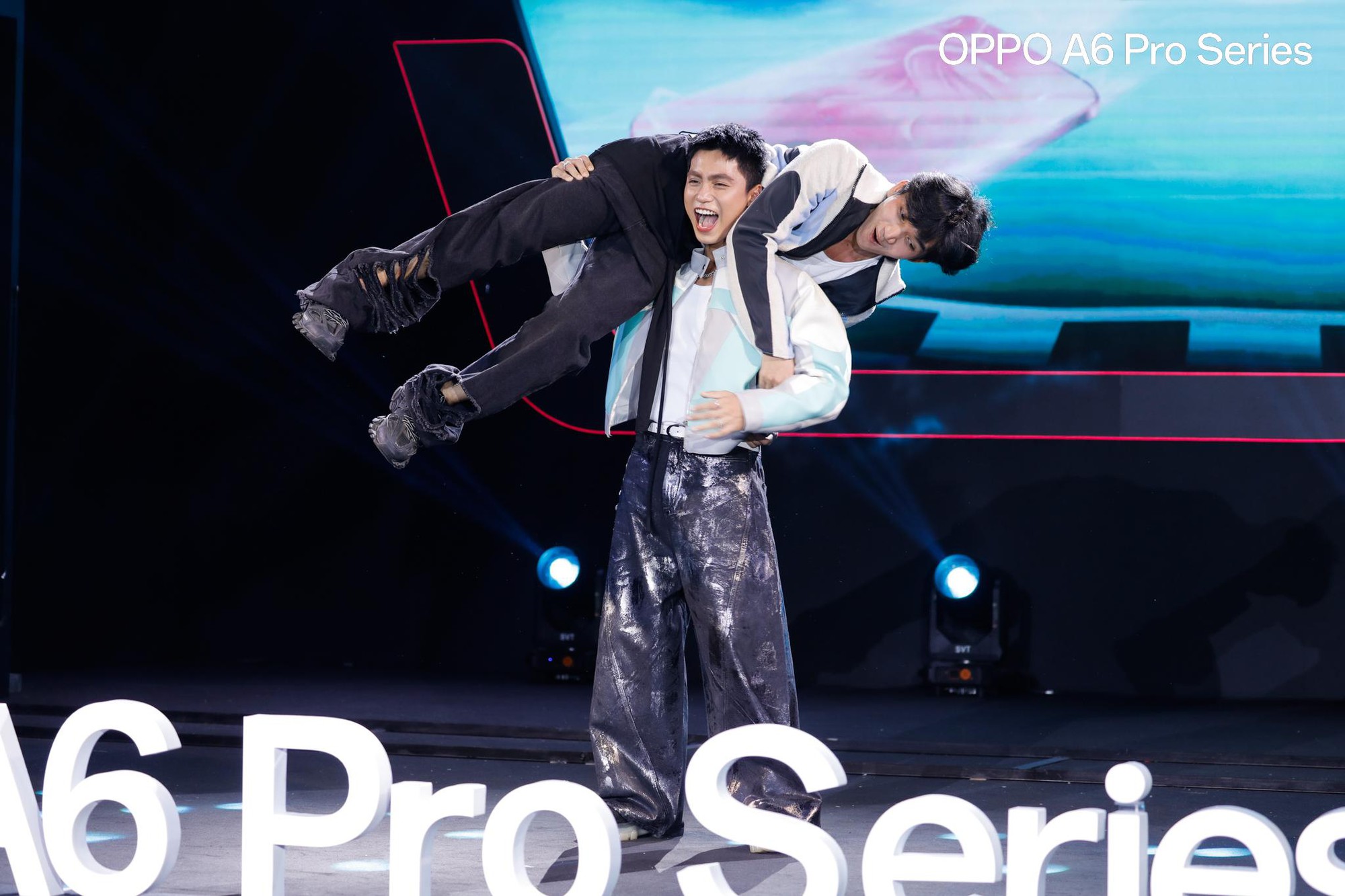 MONO cùng OPPO A6 Pro Series chinh phục thử thách tại “Đấu trường tốc độ”, bùng nổ Năng lượng King thật!- Ảnh 9.