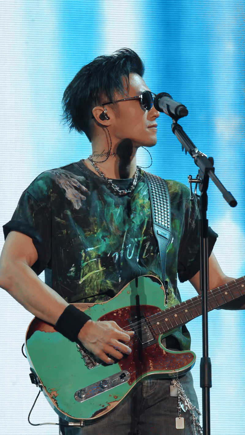 Ngồi tù sau concert Tạ Đình Phong, fan tuyệt đối không làm theo- Ảnh 2.