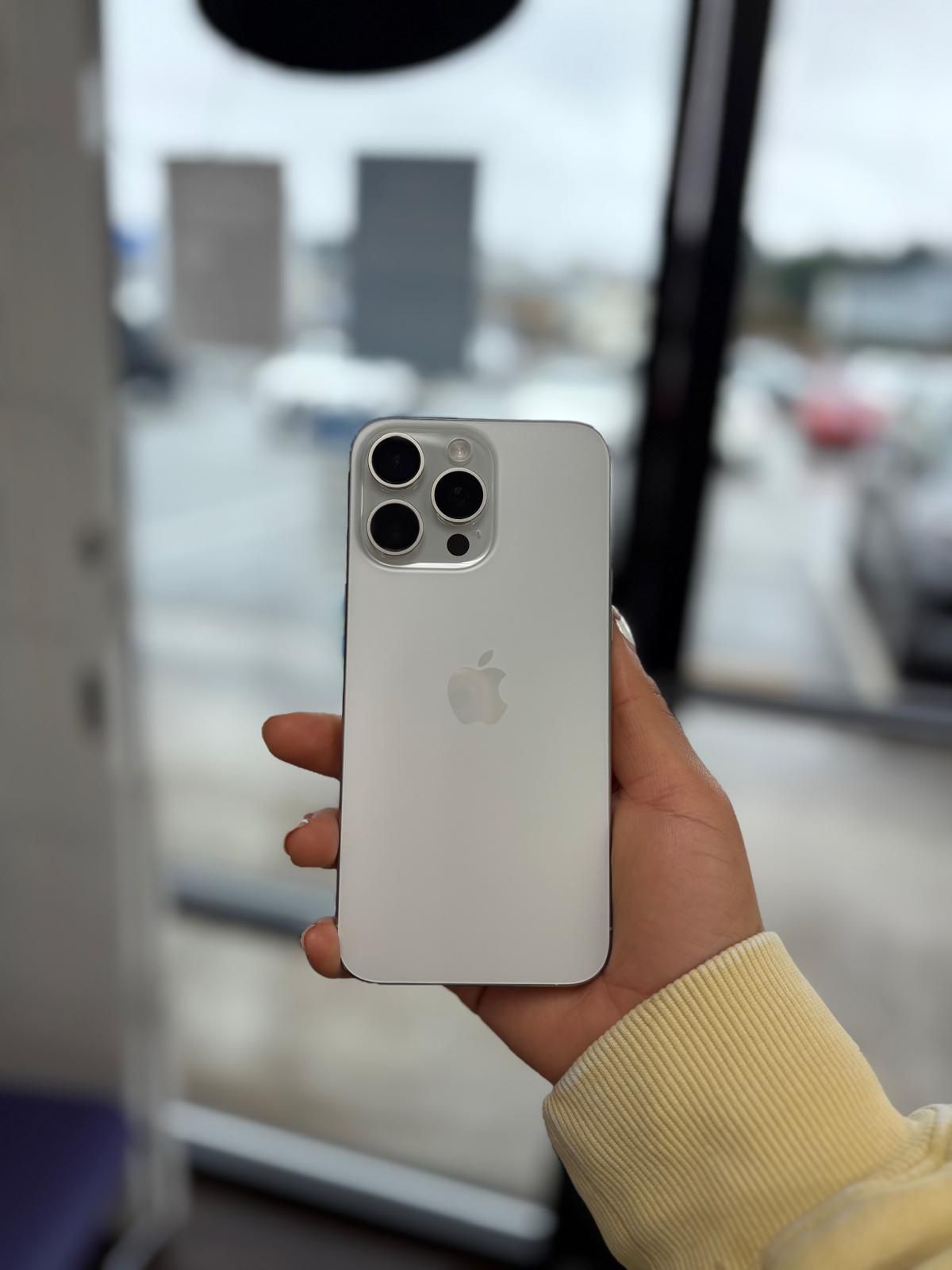 Giá rẻ gần 10 triệu đồng, đây là những chiếc iPhone mạnh không kém iPhone 17- Ảnh 2.