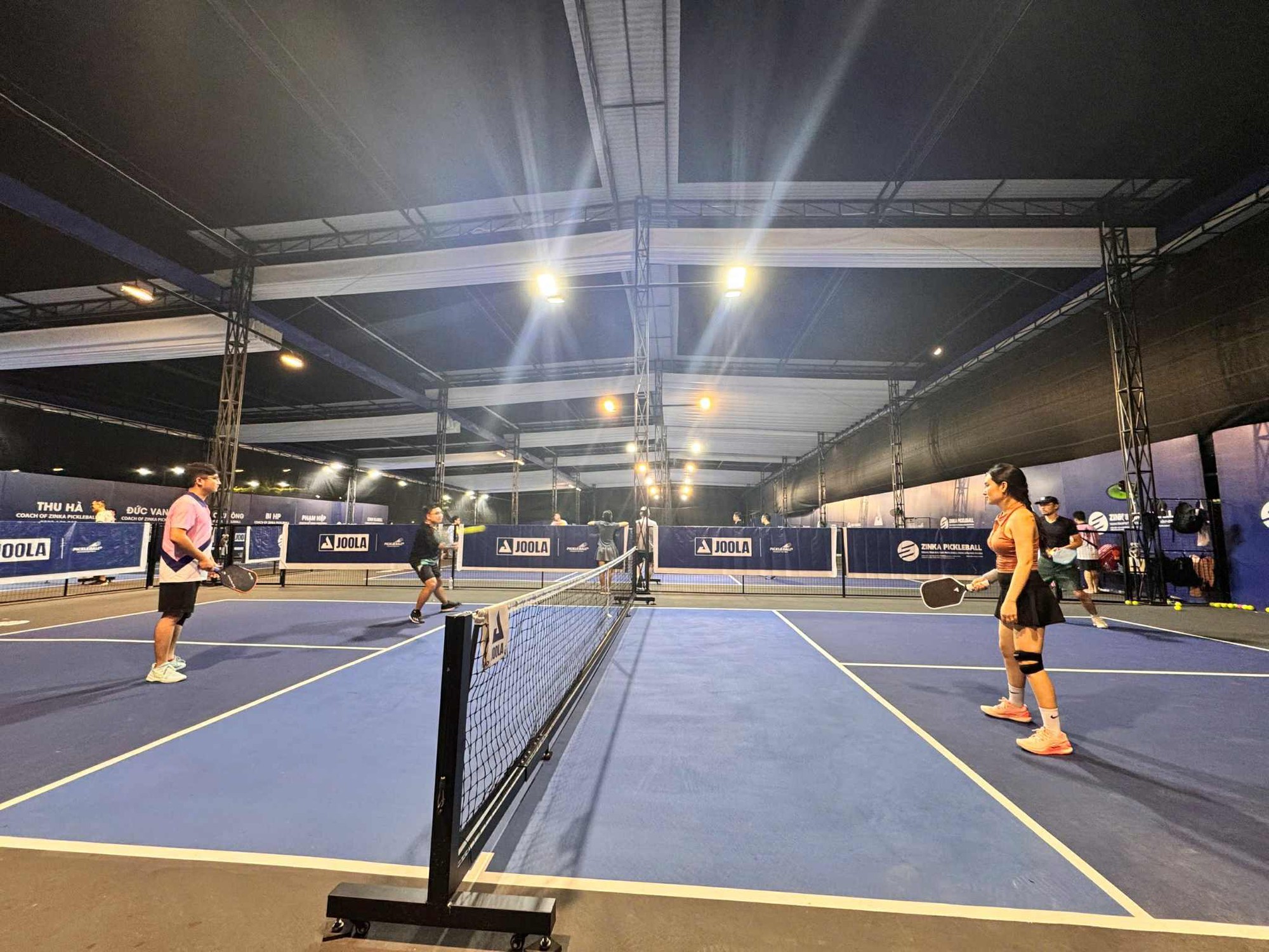 Vợ chồng cùng mê pickleball: Hóa ra bí quyết tránh "giận dỗi" nhau lại ở một điều, mà không phải ai cũng nghĩ tới- Ảnh 4.