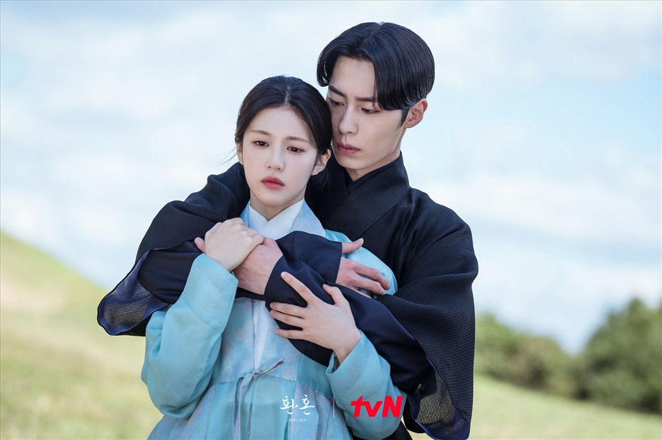 7 lần phim Hàn lên đời nhờ thay diễn viên, xem xong đội ơn đạo diễn vì quyết định quá đúng- Ảnh 8.