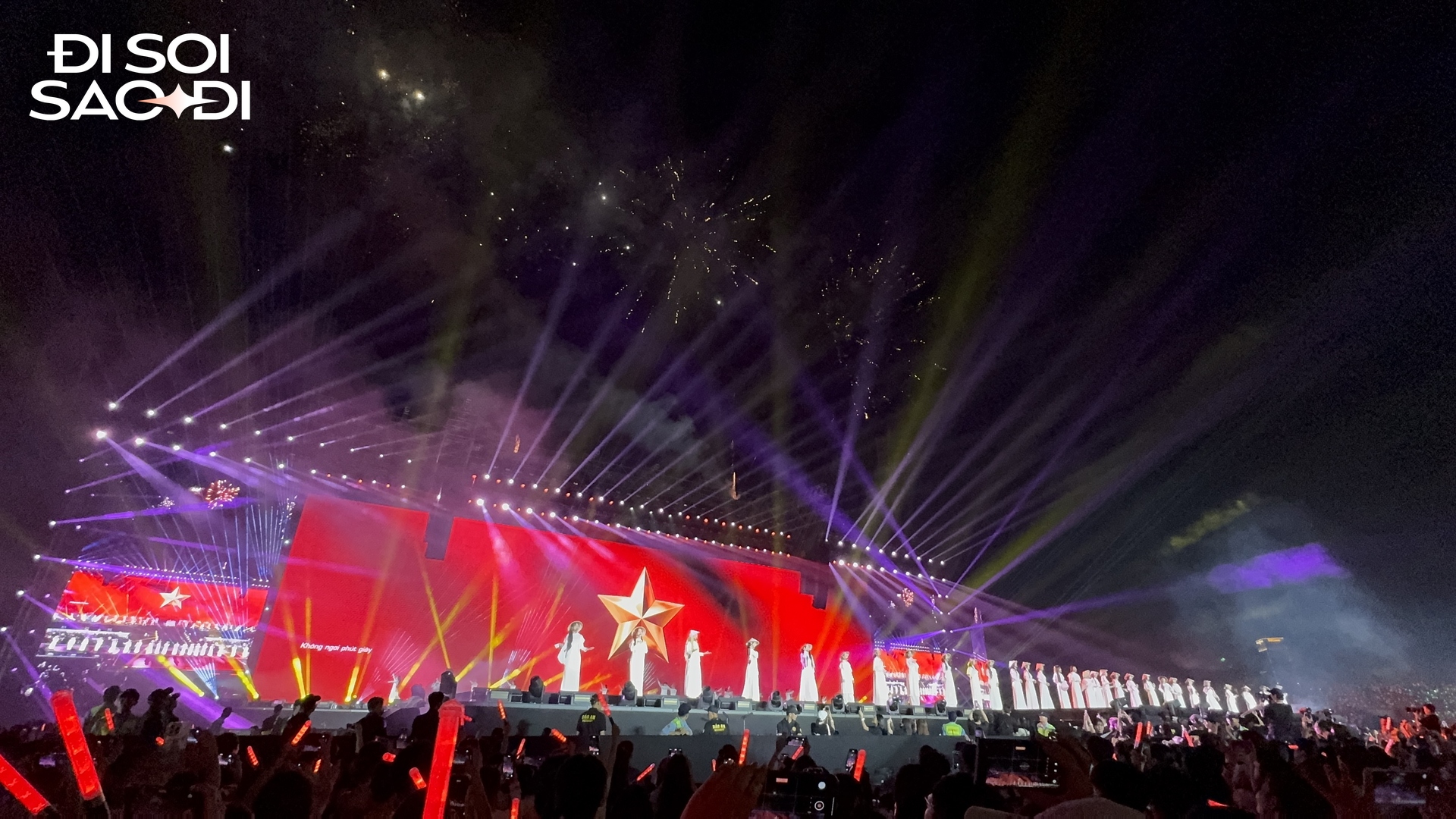 Concert Em Xinh Say Hi tại Mỹ Đình: Thấp thỏm suốt nhiều ngày vì mưa ngập, nhưng cuối cùng "trộm vía" quá!- Ảnh 1.