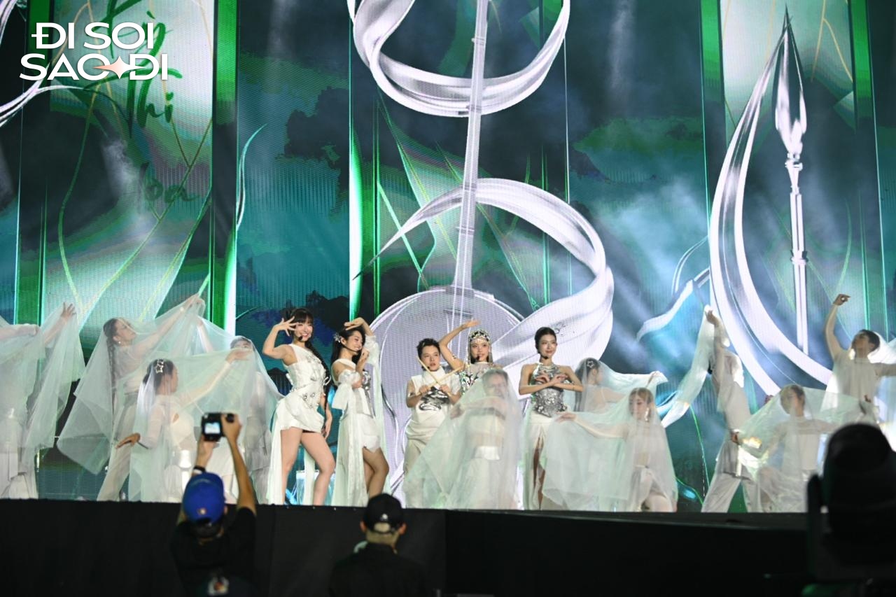 Concert Em Xinh Say Hi tại Mỹ Đình: Thấp thỏm suốt nhiều ngày vì mưa ngập, nhưng cuối cùng "trộm vía" quá!- Ảnh 2.