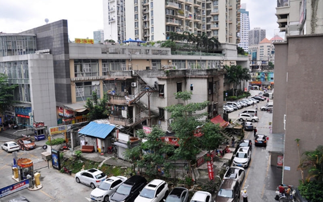 Chủ ngôi nhà 3 tầng từ chối nhận bồi thường 74 tỷ đồng, tuyên bố "dưới 1.000 tỷ không bàn” và cái kết- Ảnh 1.
