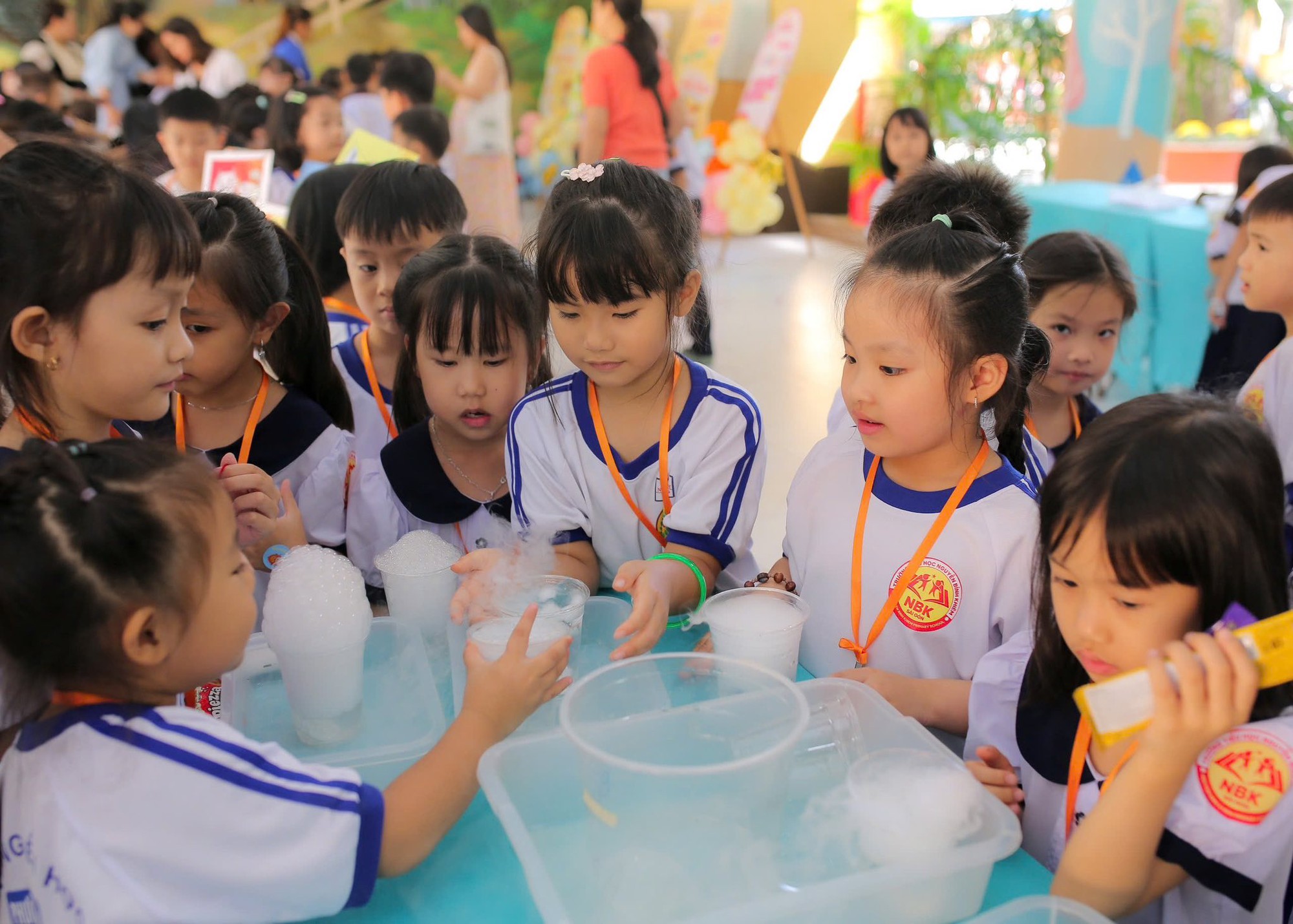 TP HCM: Sở GD-ĐT đề xuất cho học sinh nghỉ Tết Nguyên đán 2026 trọn 2 tuần- Ảnh 1.