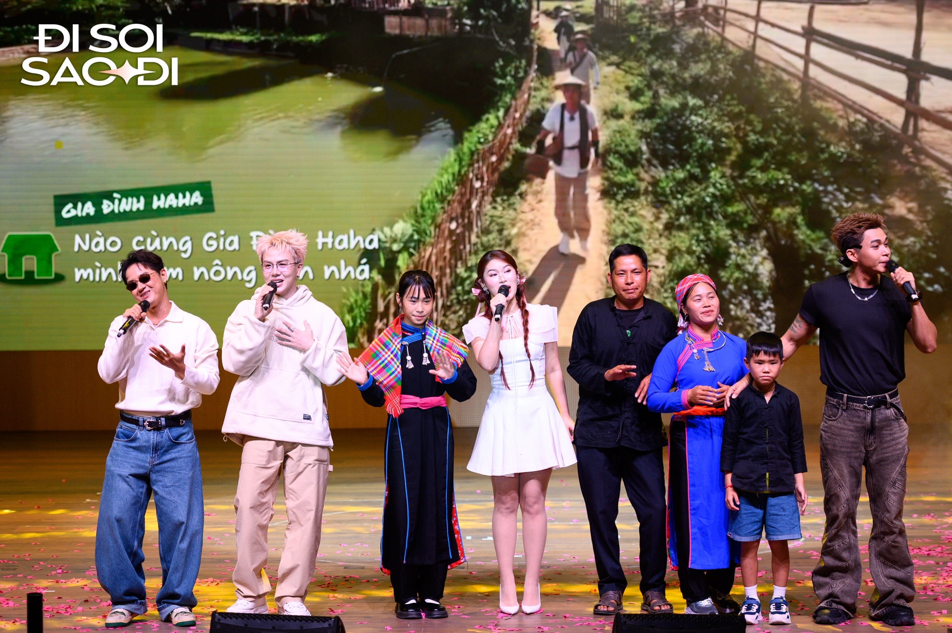Ngọc Thanh Tâm công khai thân mật với 