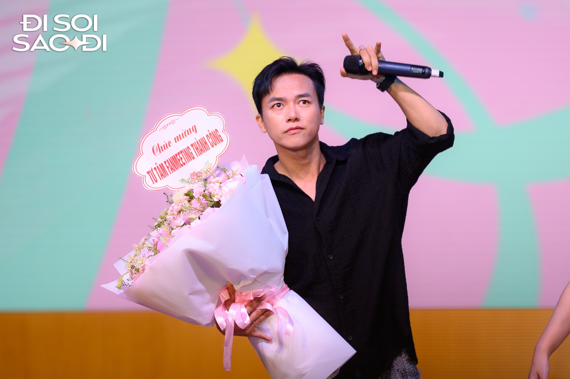Ngọc Thanh Tâm công khai thân mật với 
