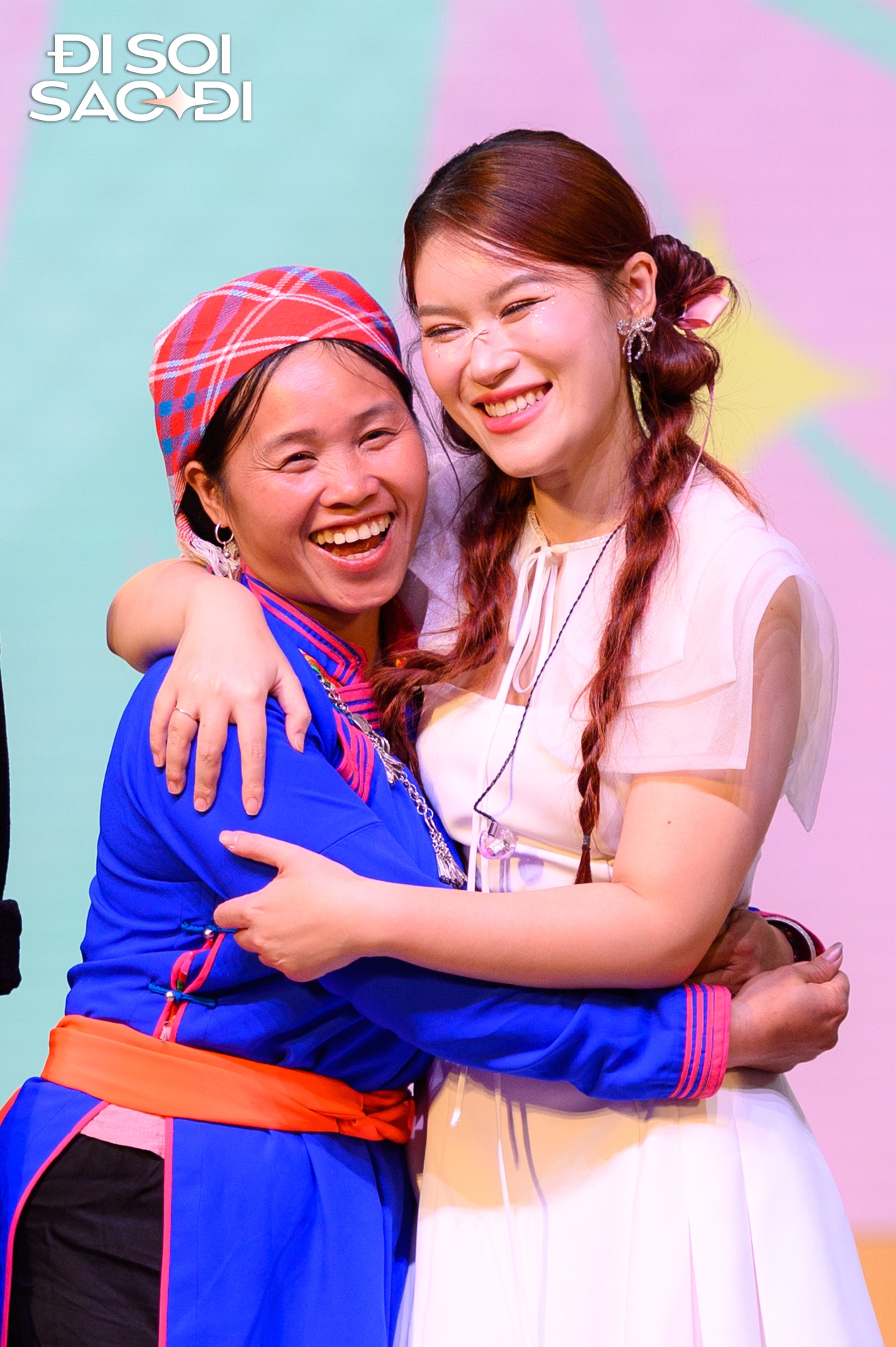 Ngọc Thanh Tâm công khai thân mật với 