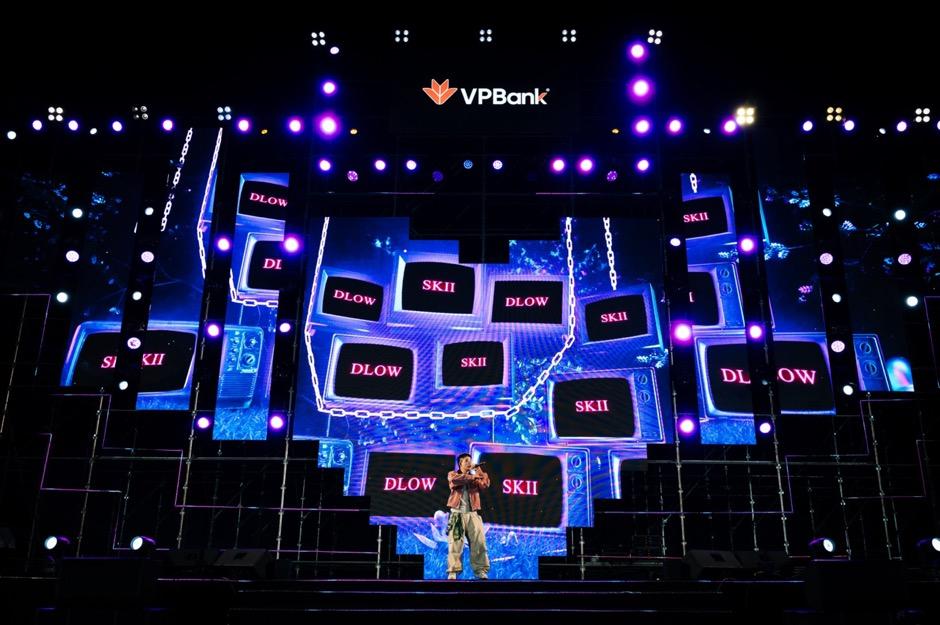 ISAAC, MONO bùng nổ tại đêm nhạc Prime Night - VPBank Đất Sen Hồng Music Marathon 2025- Ảnh 3.
