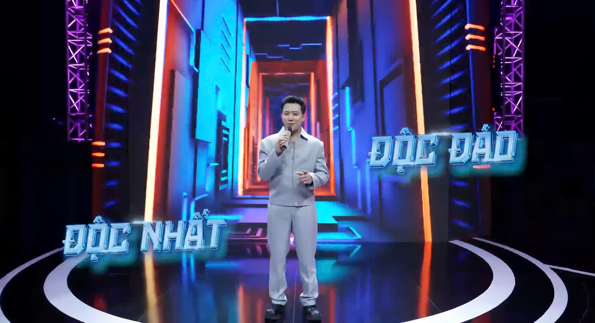 Trấn Thành sững sờ trước 1 nhân vật giống Hari Won đến khó tin- Ảnh 3.