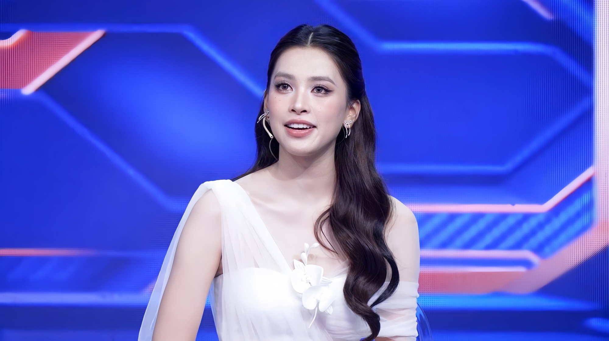 Trấn Thành sững sờ trước 1 nhân vật giống Hari Won đến khó tin- Ảnh 5.