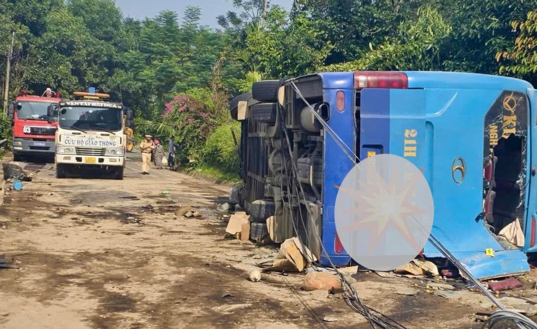 Vụ lật xe khách 3 người chết, nhiều người bị thương: Kết quả kiểm tra nồng độ cồn của tài xế- Ảnh 1.