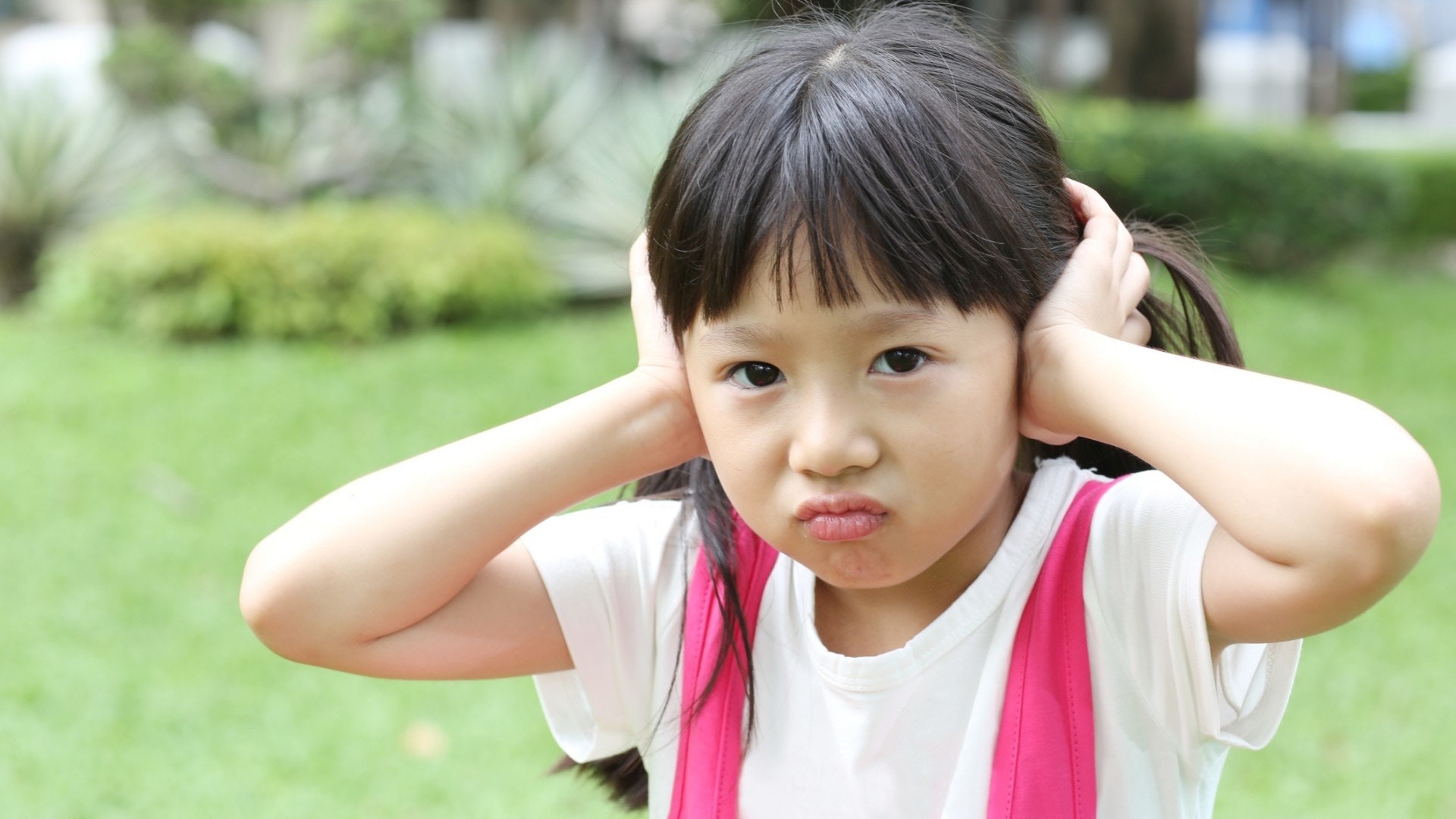 Trẻ hay nói 4 câu này, không phải vì hư hay cố tình cãi lời, đó là dấu hiệu CẦU CỨU cha mẹ- Ảnh 1.