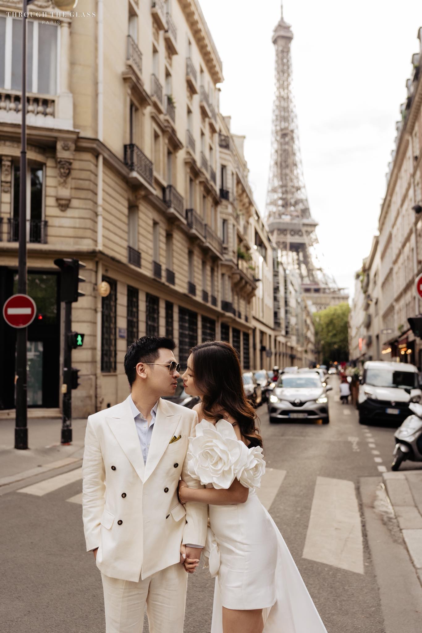 Thiếu gia Đỗ Vinh Quang chúc sinh nhật Đỗ Mỹ Linh cực tình, nhìn visual vợ chồng chủ tịch - hoa hậu thấy mê!- Ảnh 1.
