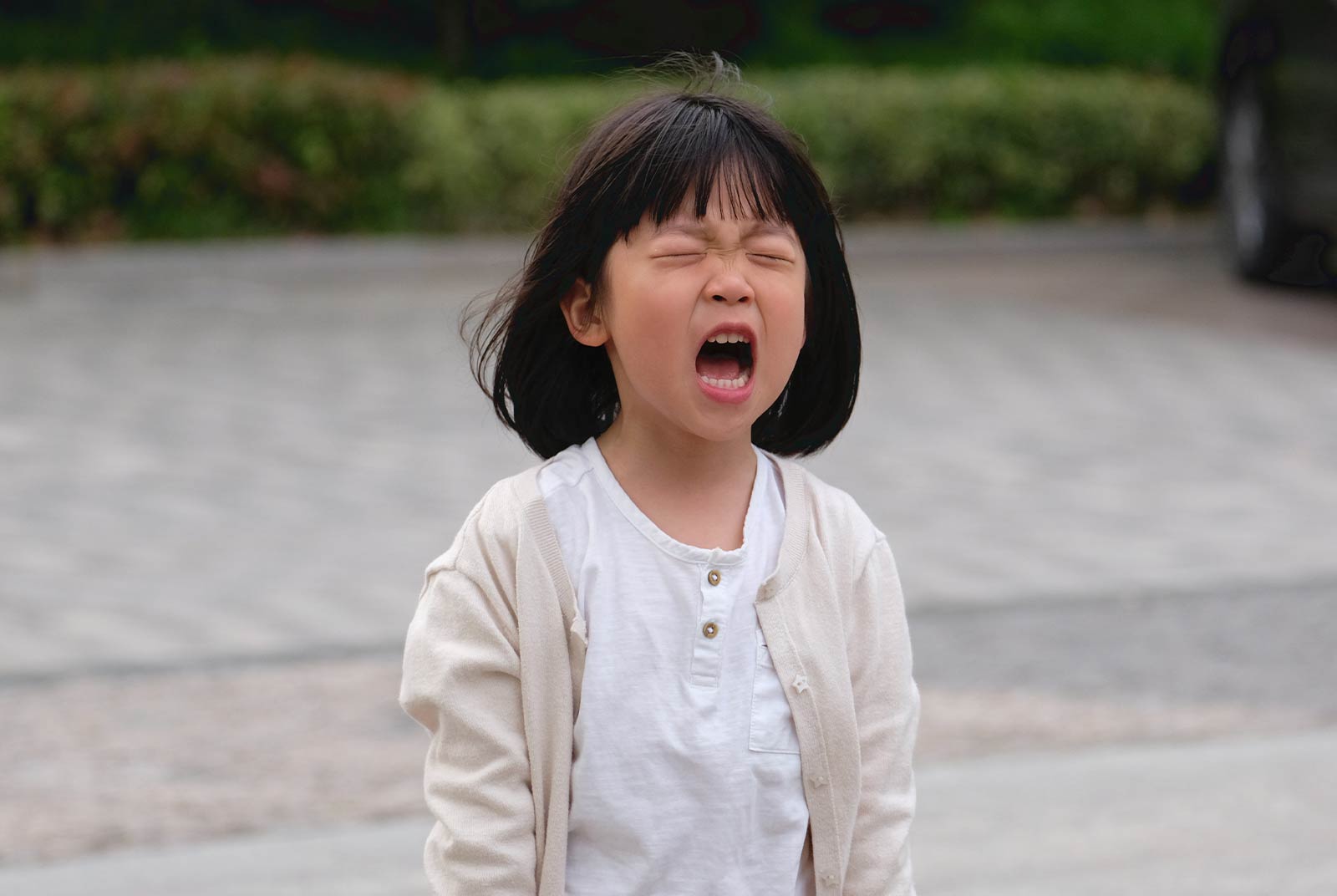 Trẻ hay nói 4 câu này, không phải vì hư hay cố tình cãi lời, đó là dấu hiệu CẦU CỨU cha mẹ- Ảnh 3.
