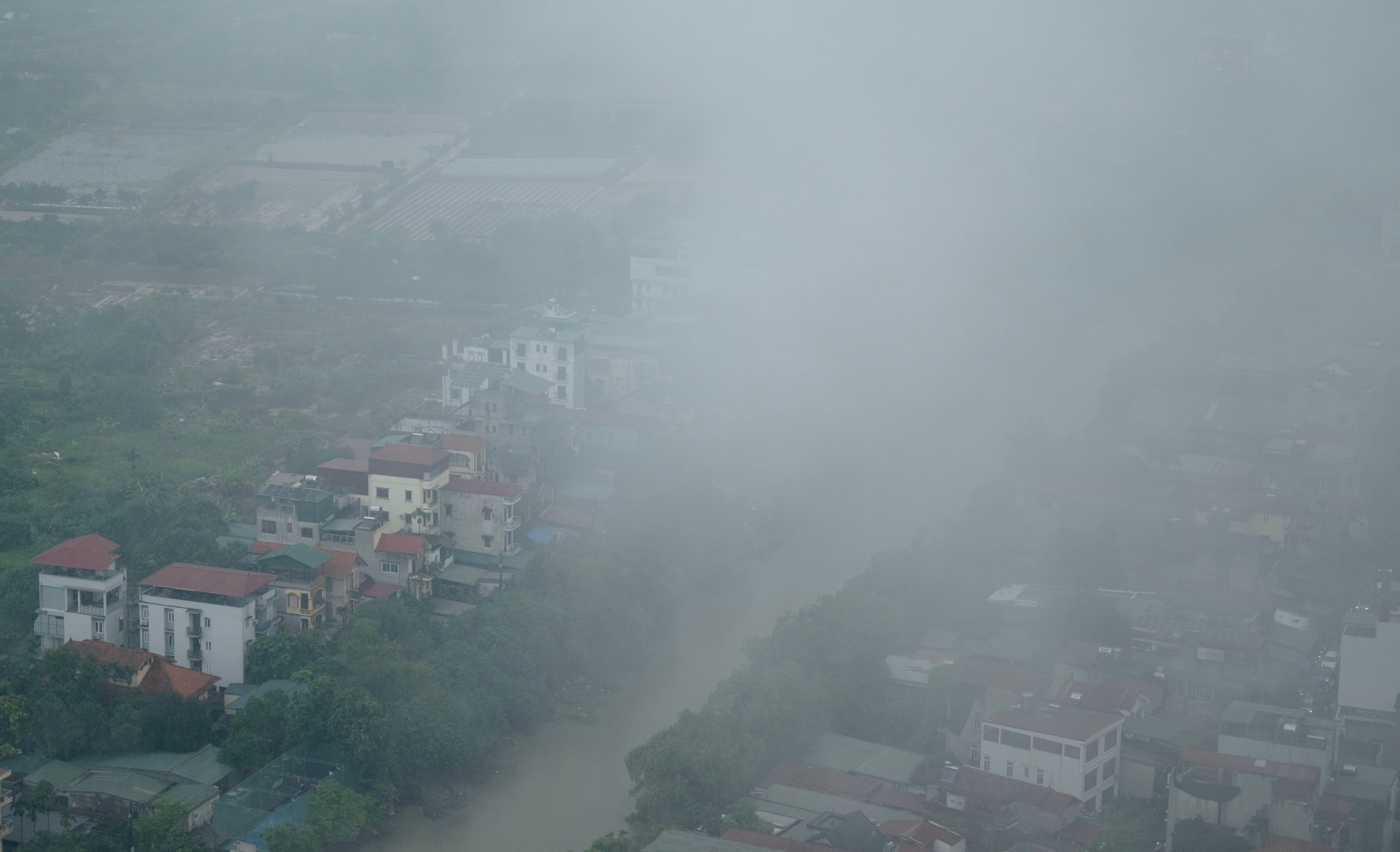 Cảnh tượng ở Hà Nội sáng 14/10- Ảnh 2.