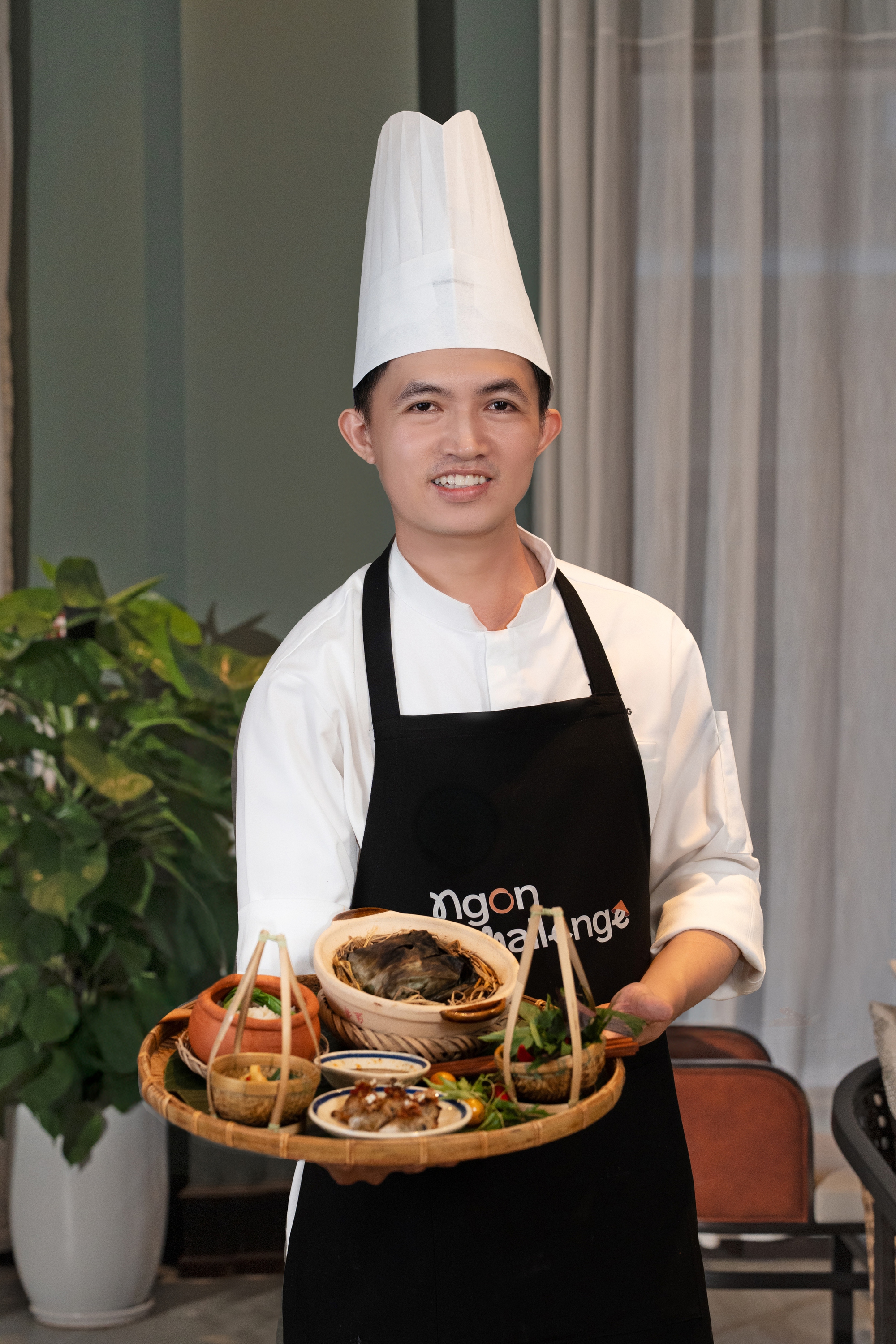3 đầu bếp Việt của khách sạn nổi tiếng nhất thế giới dùng tương bần, lá mần, cá trích chinh phục khẩu vị khó chiều nhất- Ảnh 11. 3 đầu bếp Việt của khách sạn nổi tiếng nhất thế giới dùng tương bần, lá mần, cá trích chinh phục khẩu vị khó chiều nhất- Ảnh 11.