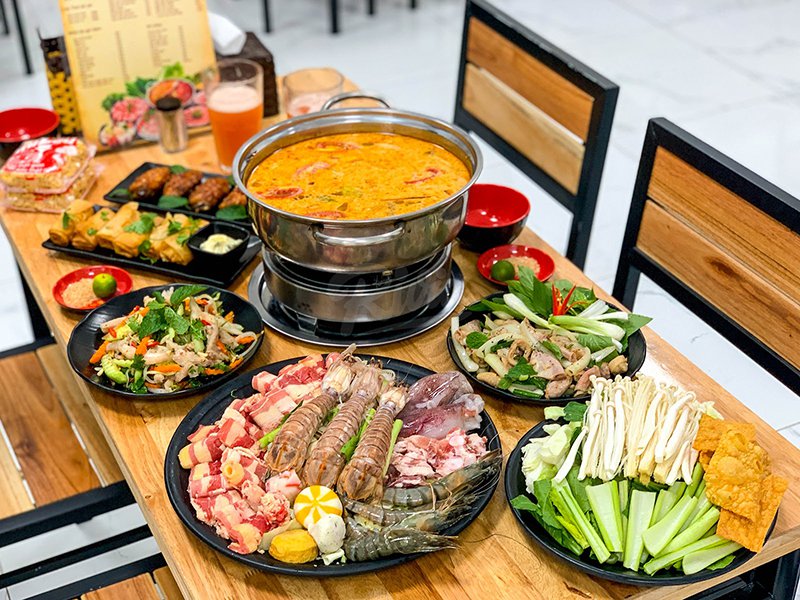 Món bán đầy vỉa hè Việt lên đài Hàn Quốc, một suất 3-4 người ăn, du khách nhận xét: 