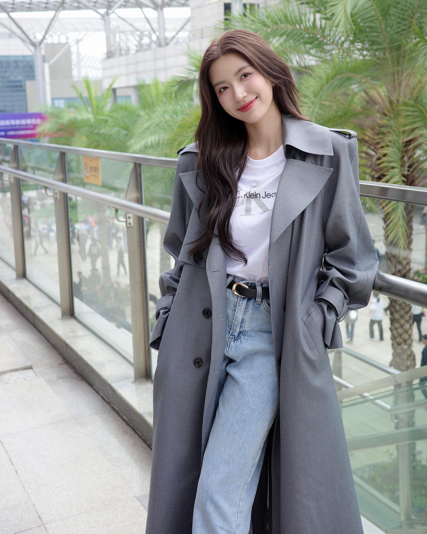 Màn ảnh Việt mới có 1 tiểu thư tài phiệt, mặc đẹp còn được so với Triệu Lộ Tư- Ảnh 15.