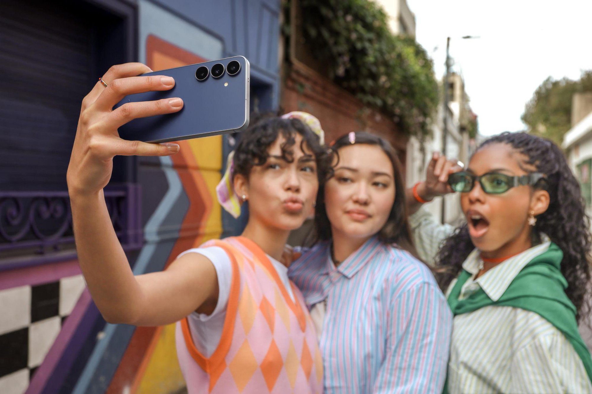 Xê dịch để làm đầy trải nghiệm sống – tinh thần Gen Z được thổi bùng cùng Galaxy S25 FE- Ảnh 1.