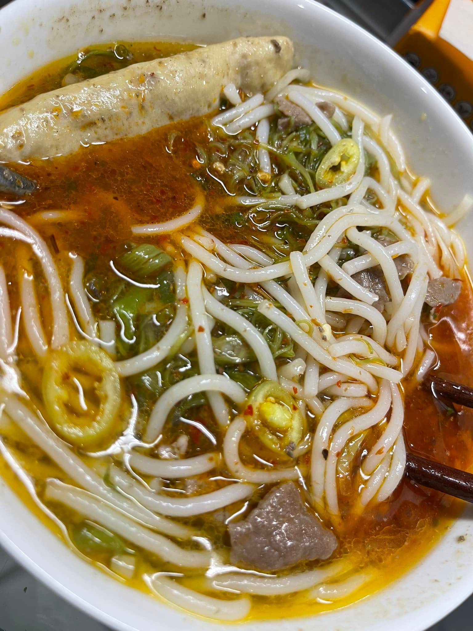 Hari Won từ hồi trẻ đến khi làm vợ Trấn Thành chỉ si mê món rẻ bèo này- Ảnh 4.