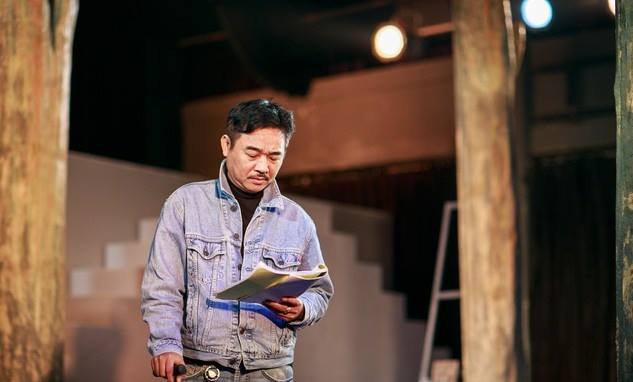 "Ngọc Hoàng" Quốc Khánh được 1 nam NSƯT khuyên lấy vợ ở tuổi U70, khen đàn anh "rất đàn ông"- Ảnh 2.