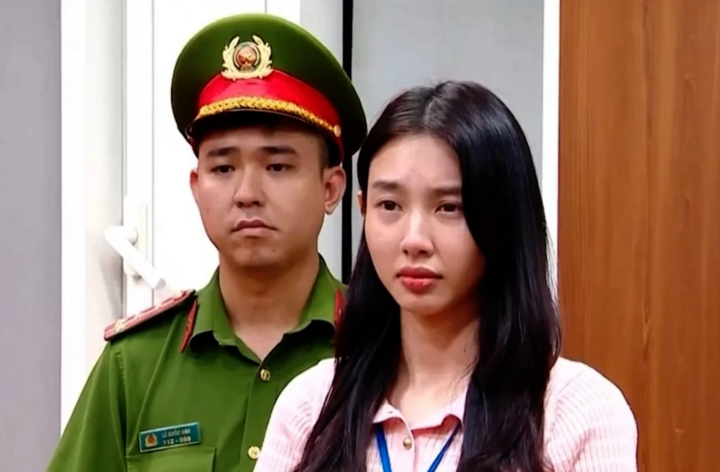 Ngân 98, Thuỳ Tiên và loạt chiến thần livestream bán hàng vướng vòng lao lý- Ảnh 2.