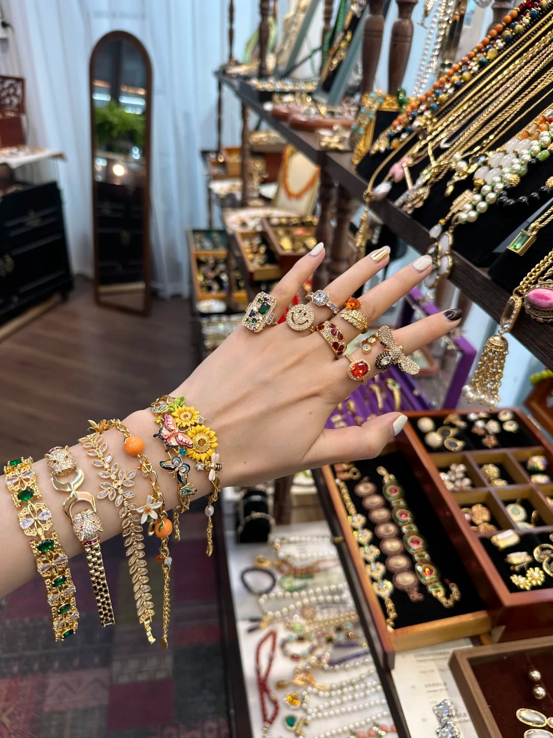 Cứ mắc 3 lối sống này thì dù “cắm mặt” làm từ sáng tới khuya bạn cũng khó mà đổi đời- Ảnh 3.
