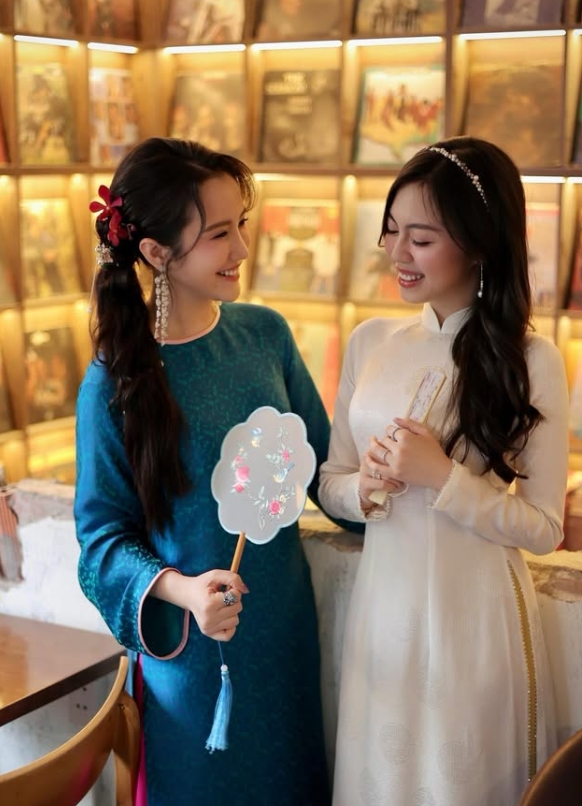 Thiếu gia Phan Hoàng và tiểu thư nghìn tỷ CƯỚI!- Ảnh 4.