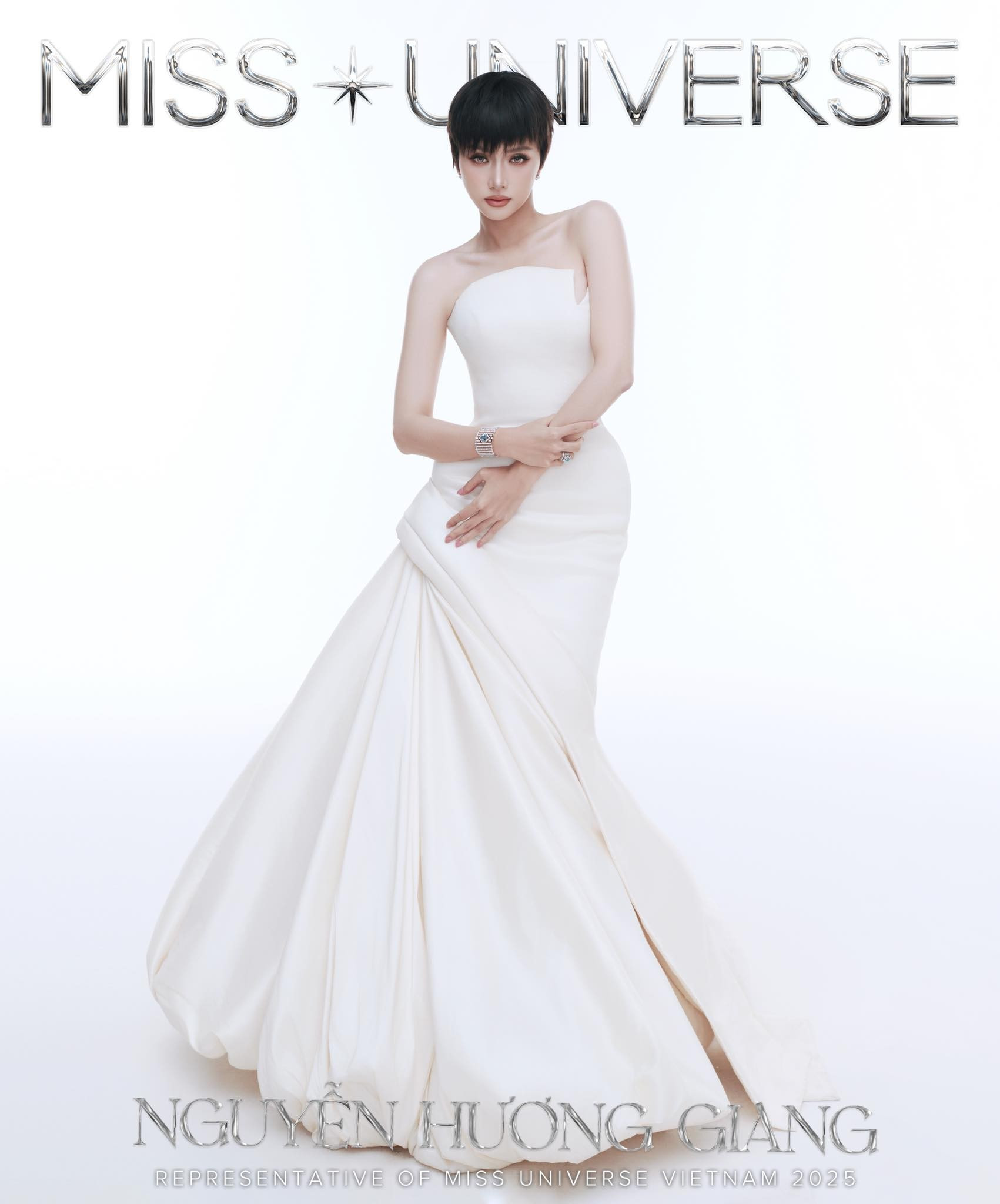 Hương Giang khoe clip catwalk, dân tình thắc mắc 1000 điều- Ảnh 6.
