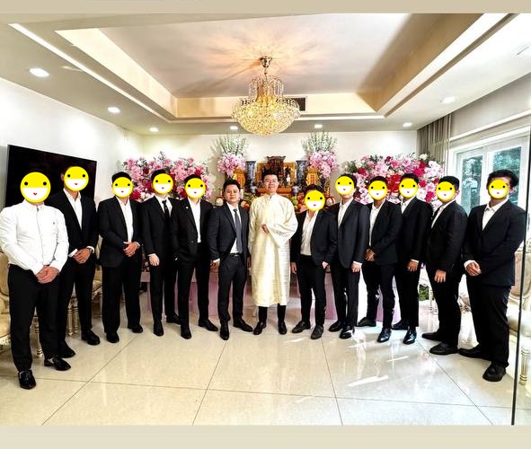 Lộ diện nhan sắc cô dâu nghìn tỷ trong đám hỏi nhà giàu Việt hot nhất lúc này!- Ảnh 8.