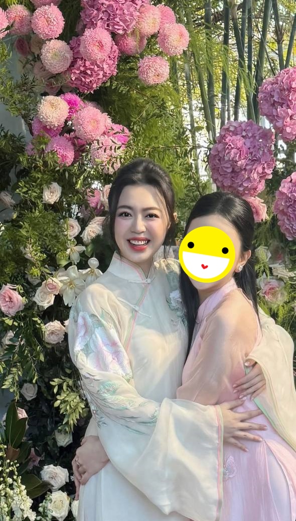 Lộ diện nhan sắc cô dâu nghìn tỷ trong đám hỏi nhà giàu Việt hot nhất lúc này!- Ảnh 6.