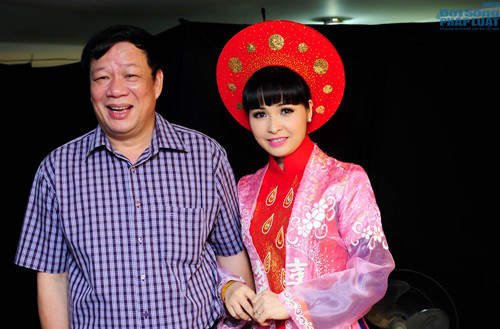 Sao nữ nhận lời cầu hôn của chồng đại gia trước vành móng ngựa, nhìn vào căn biệt thự 100 tỷ hoa hết mắt- Ảnh 5.
