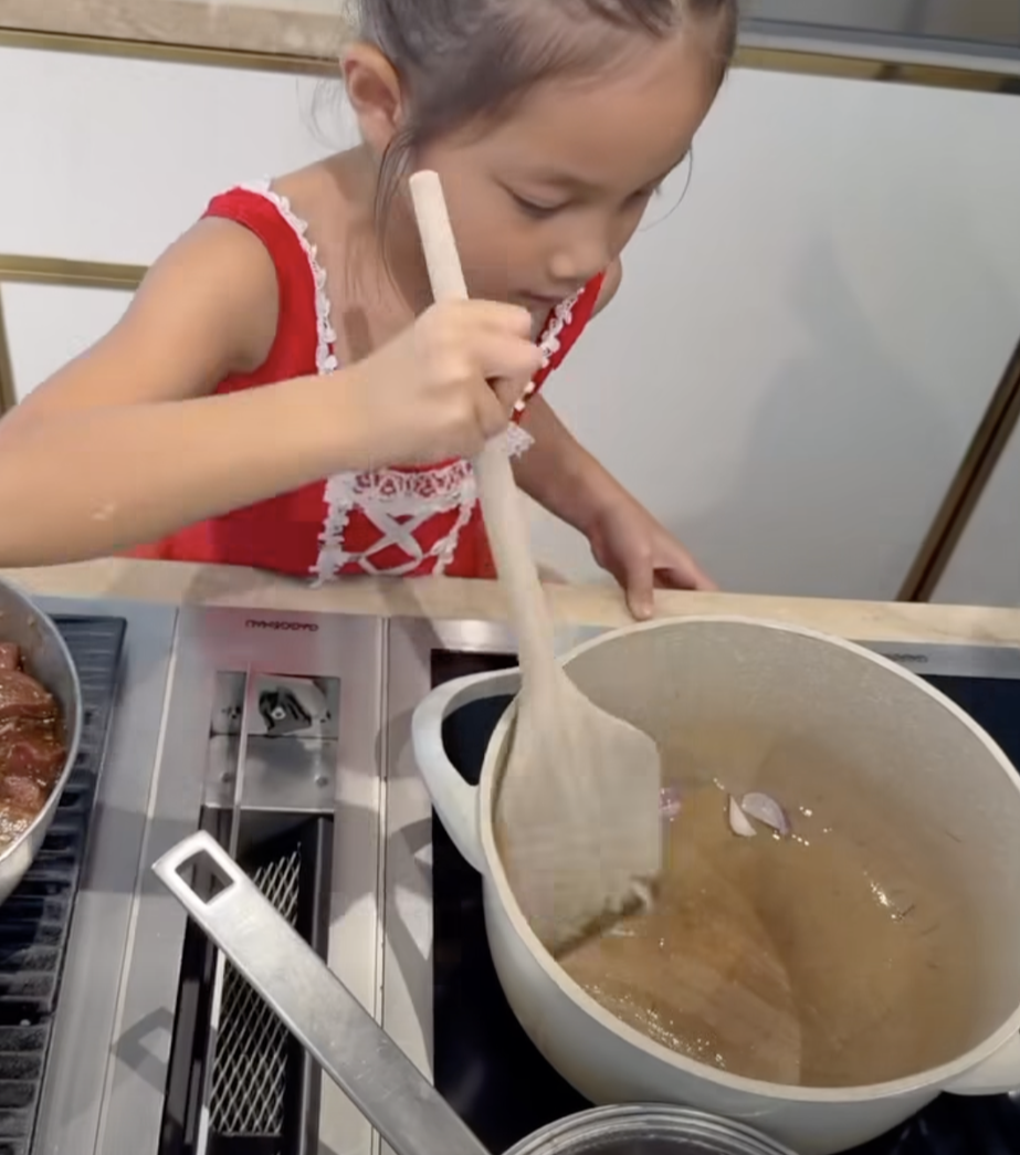 5 bài đăng mới nhất của Hồ Ngọc Hà có gì mà khiến loạt phụ huynh ào ào khen ngợi?- Ảnh 6.