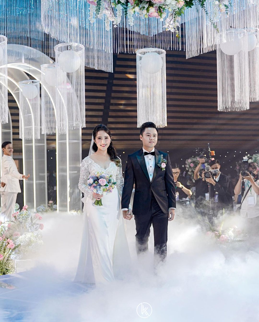 Đám cưới xa xỉ lên đến 20 tỷ của ông chủ Saigon Square và con gái cô hiệu trưởng- Ảnh 8.