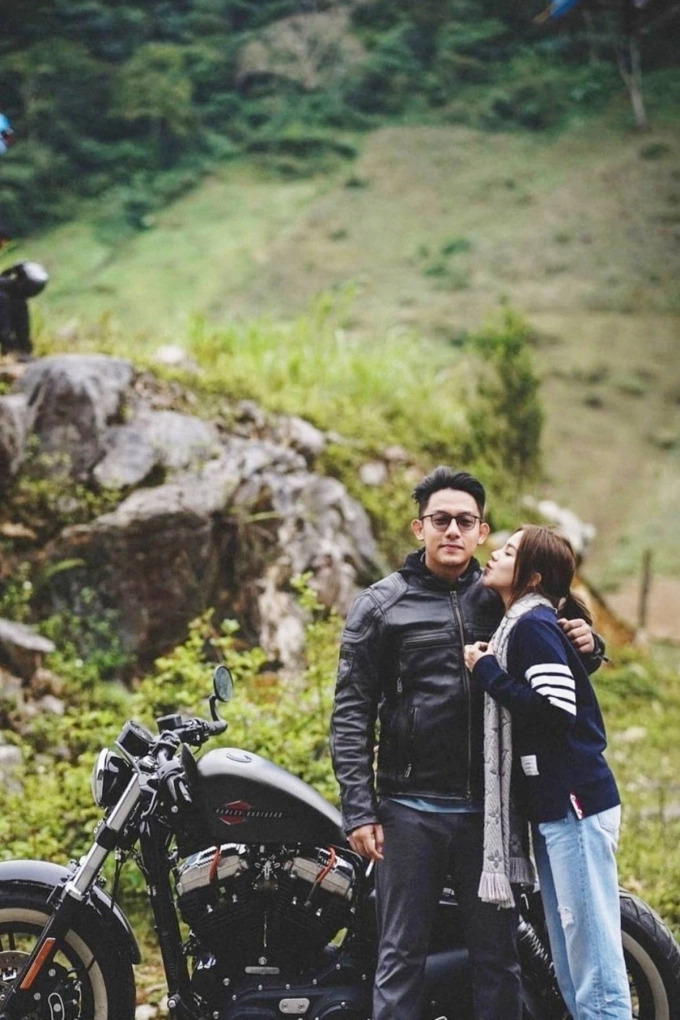 Soi d&agrave;n xe của 'cực phẩm một thời' Tống Đ&ocirc;ng Khu&ecirc;: Từ McLaren, Ferrari đến Rolls-Royce, c&oacute; xe d&ugrave;ng tiền bạn g&aacute;i để mua- Ảnh 1.