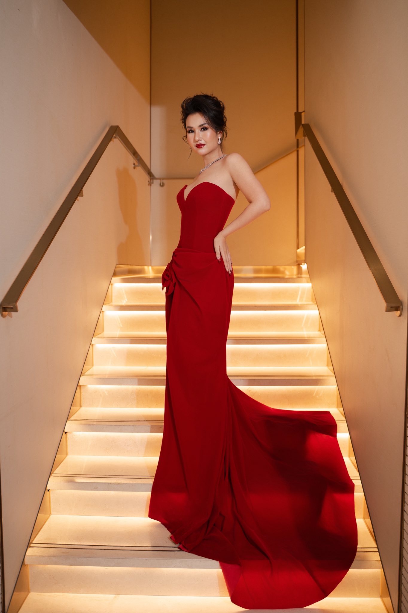 Ngoài giảm cân, đây là "vũ khí đáng gờm" nhất giúp Võ Hạ Trâm ngày càng xinh đẹp, rạng rỡ như chưa từng sinh nở- Ảnh 3.