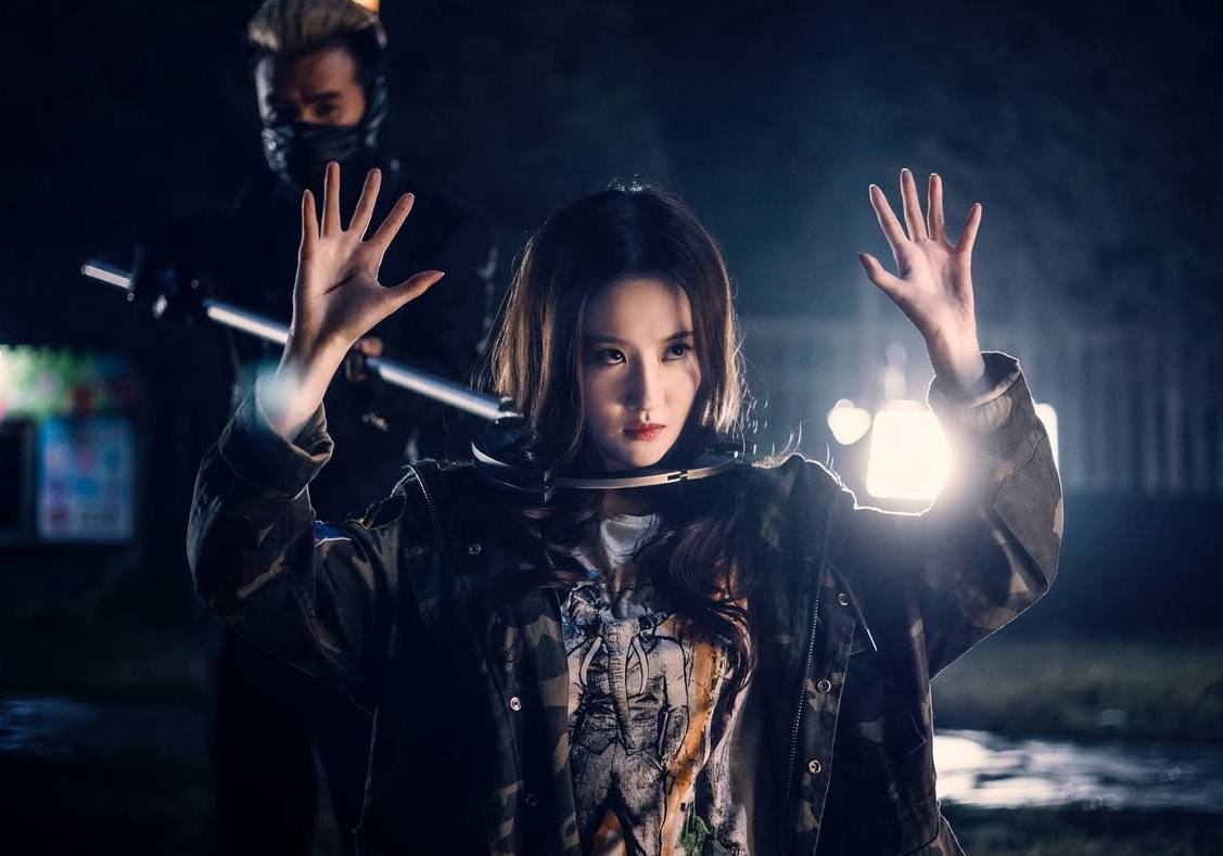 Sao đây có thể là Lưu Diệc Phi được?- Ảnh 2.