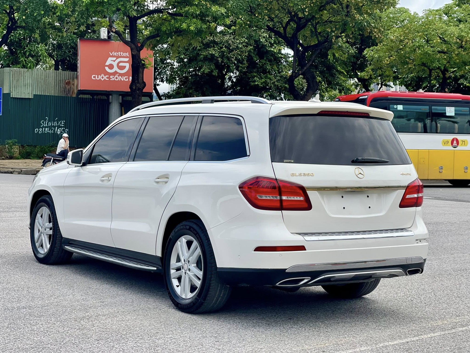 Có 1,5 tỷ, thay vì Everest có thể mua Mercedes-Benz GLS 350d: Được xe Đức sang chảnh nhưng đổi lại đã hết 'nguyên tem' tới 8 năm- Ảnh 4.