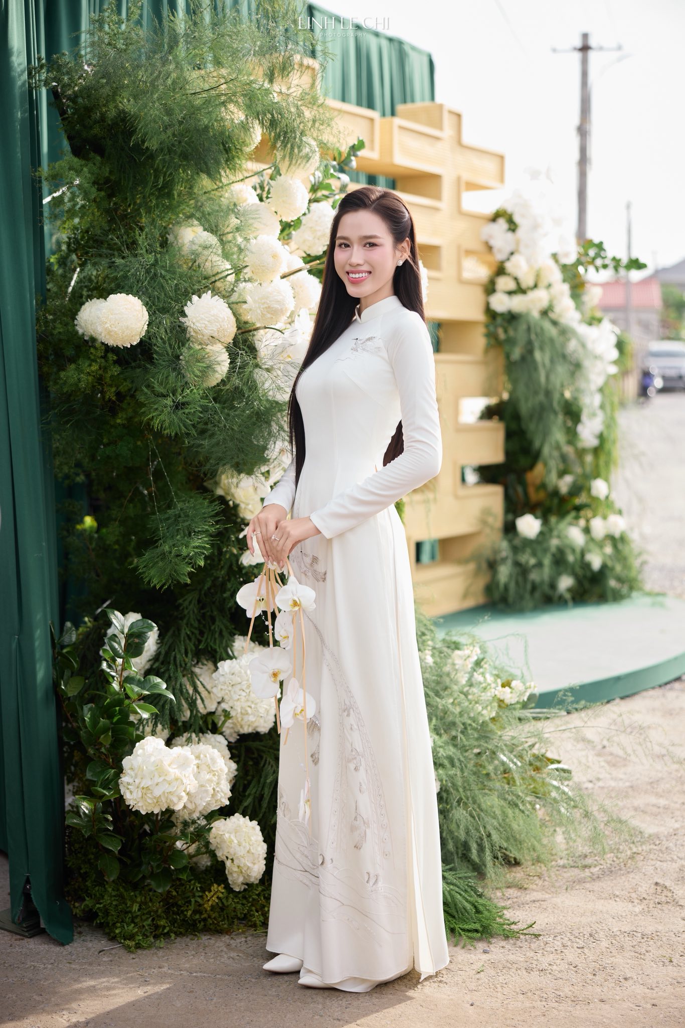 Hoa hậu Đỗ Hà ứng xử cỡ này, Tập đoàn Sơn Hải chọn đúng con dâu rồi!- Ảnh 3. Hoa hậu Đỗ Hà ứng xử cỡ này, Tập đoàn Sơn Hải chọn đúng con dâu rồi!- Ảnh 3.
