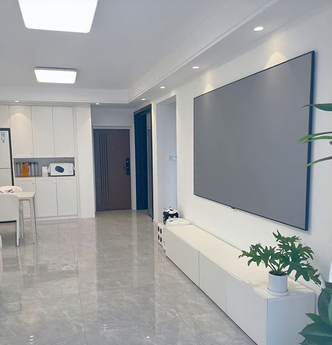 Sau 2 năm sống trong nhà lát gạch toàn bộ, tôi hiểu vì sao ngày càng nhiều người hối hận- Ảnh 2.