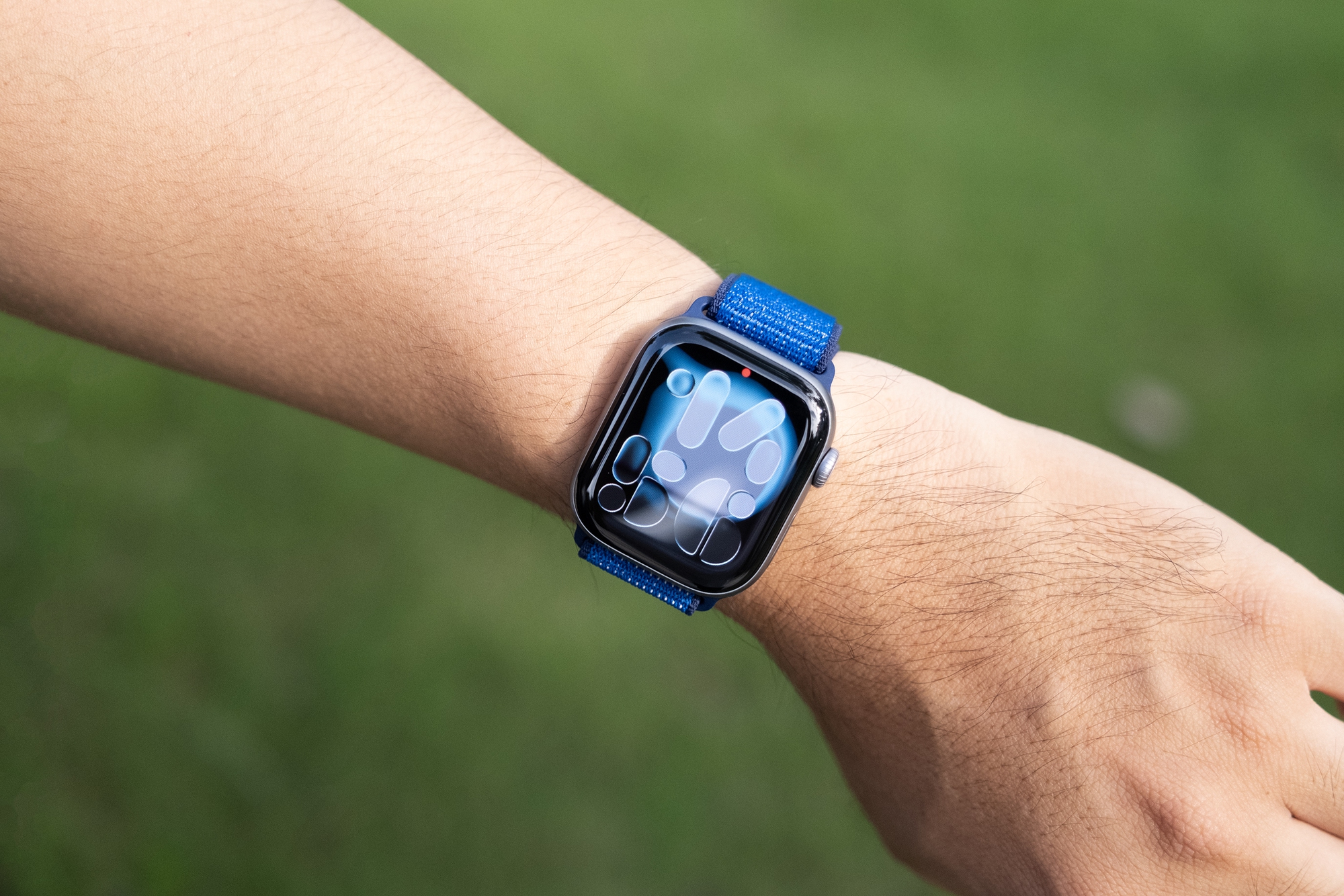 Mở hộp Apple Watch Series 11 chính hãng Việt Nam: Nhiều tính năng “wow” cực, trải nghiệm mượt mà!- Ảnh 2.