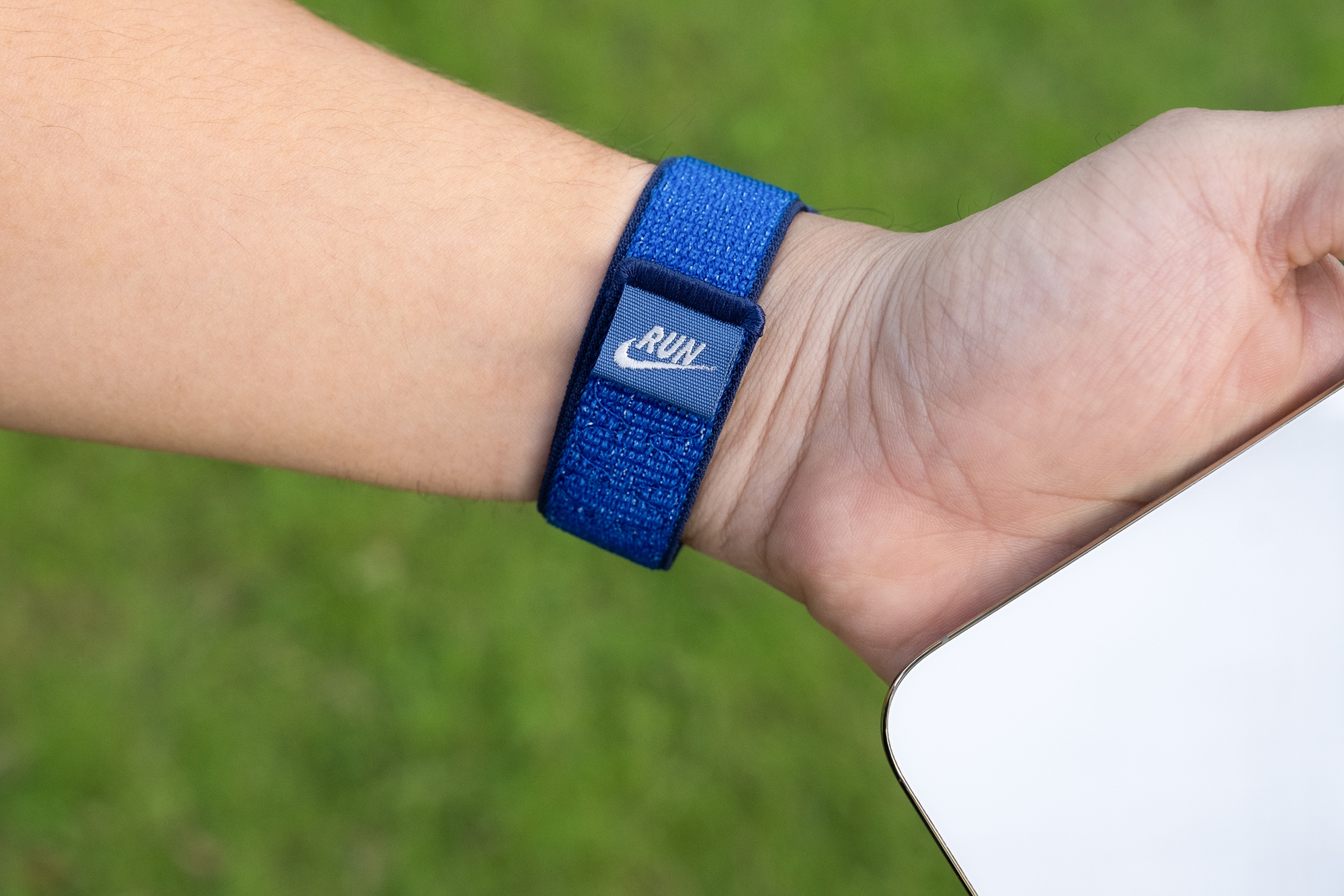 Mở hộp Apple Watch Series 11 chính hãng Việt Nam: Nhiều tính năng “wow” cực, trải nghiệm mượt mà!- Ảnh 3.