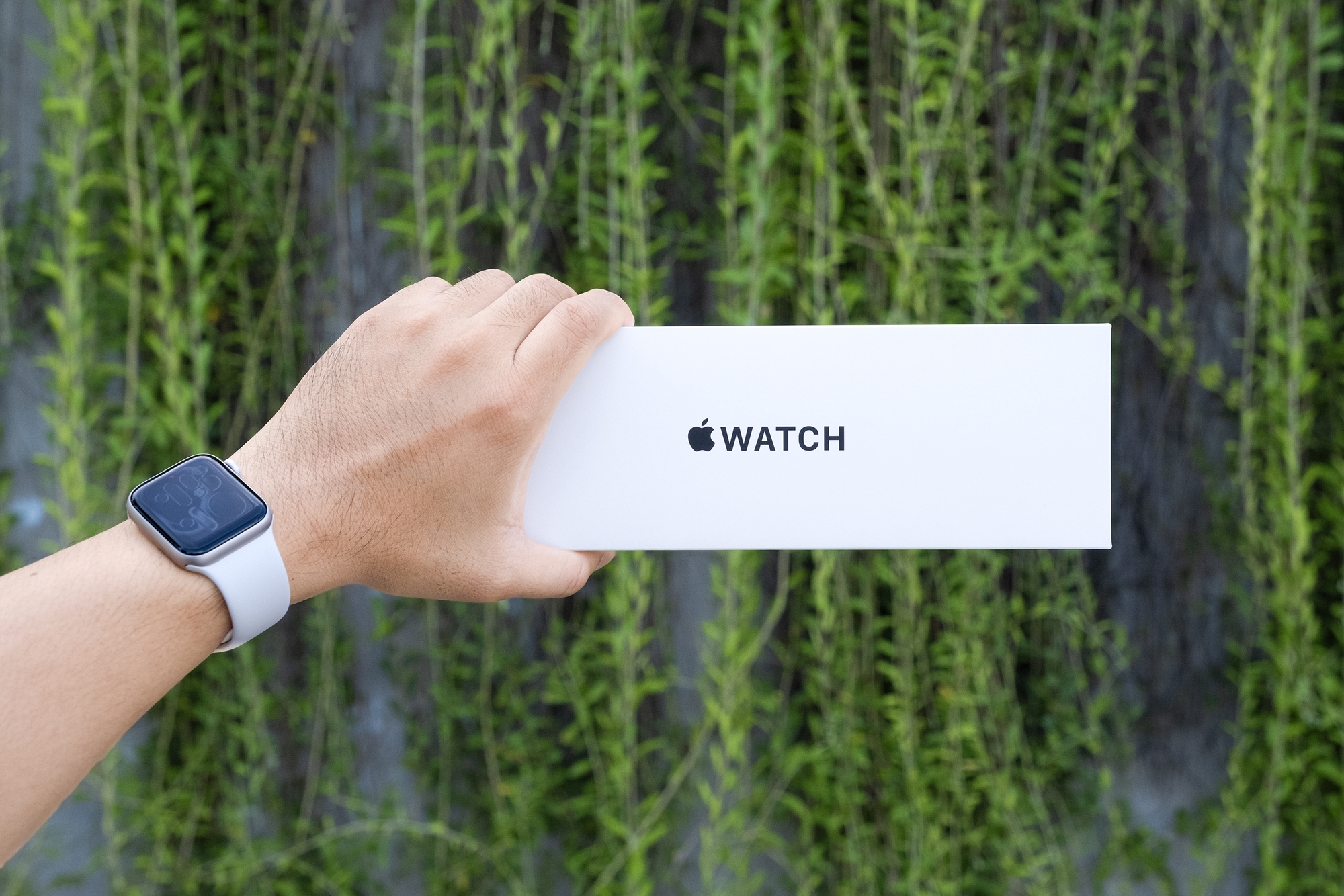 Trên tay Apple Watch SE 3 chính hãng Việt Nam: Chiếc Watch “hời” nhất của Apple năm nay!- Ảnh 1.
