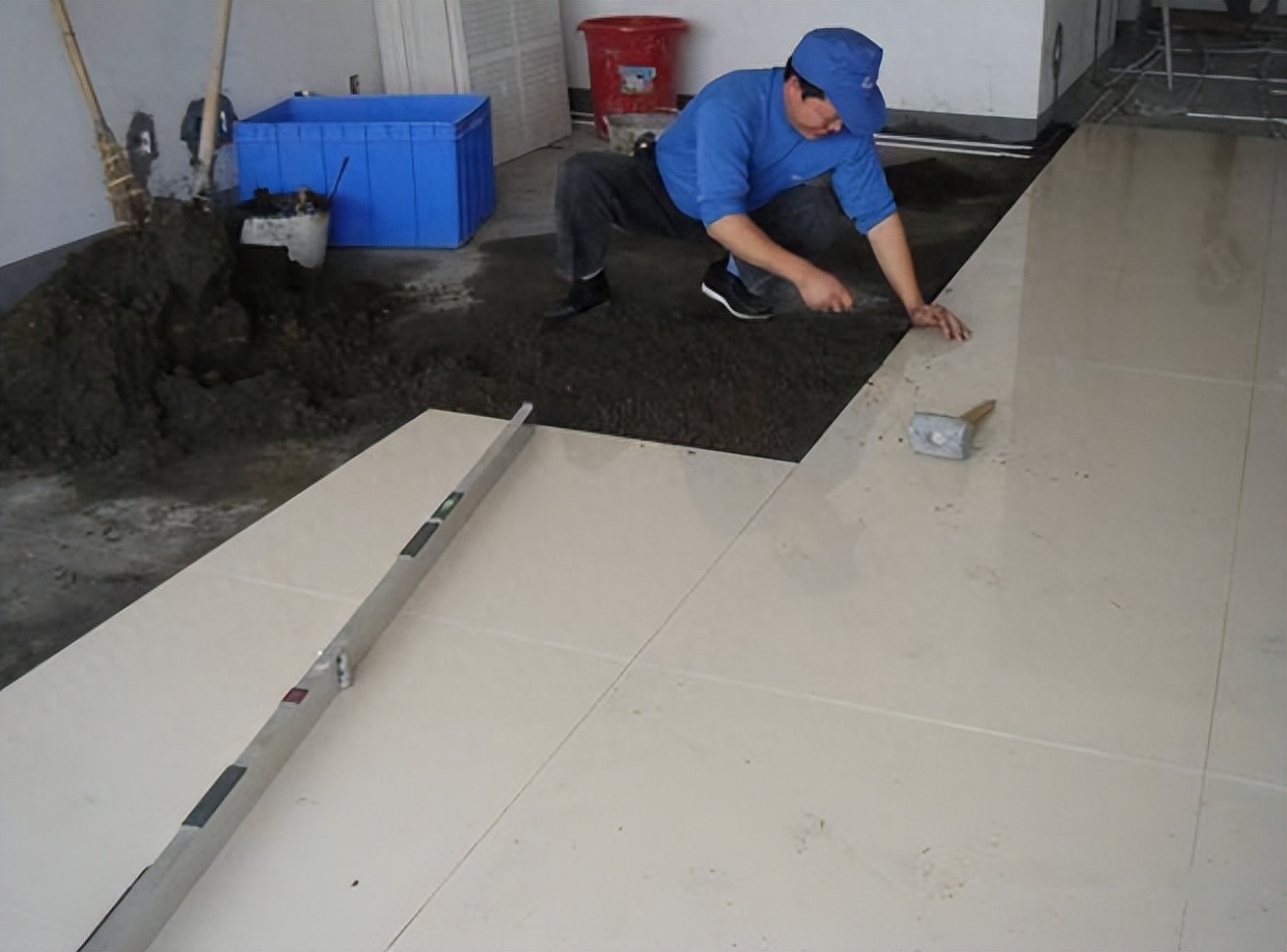 Sau 2 năm sống trong nhà lát gạch toàn bộ, tôi hiểu vì sao ngày càng nhiều người hối hận- Ảnh 3.