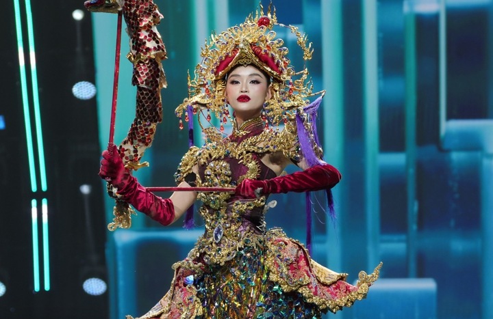 Hoa hậu Yến Nhi gặp sự cố tại bán kết Miss Grand International 2025- Ảnh 3.