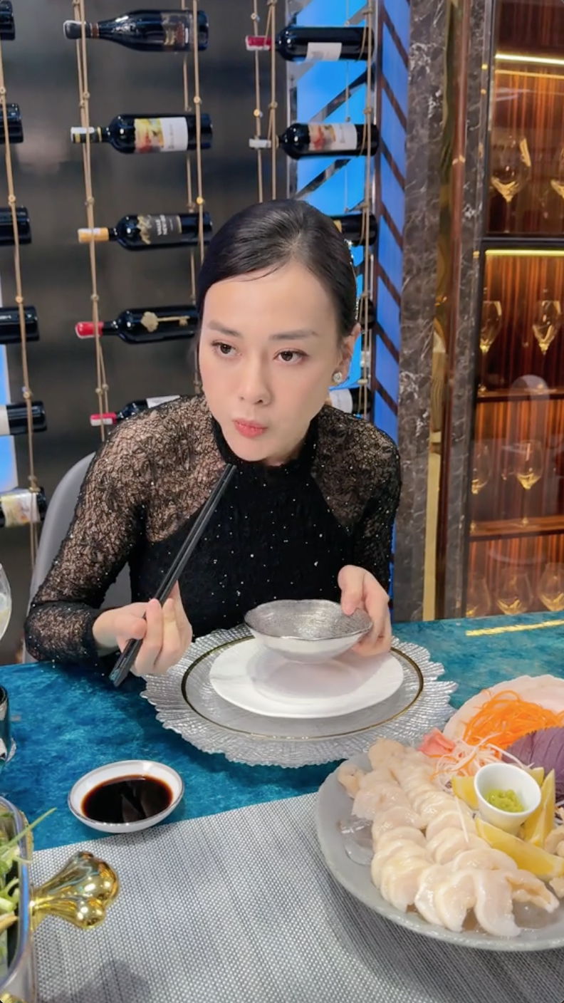 Phương Oanh trích xuất camera, trong nhà có 2 người- Ảnh 7.