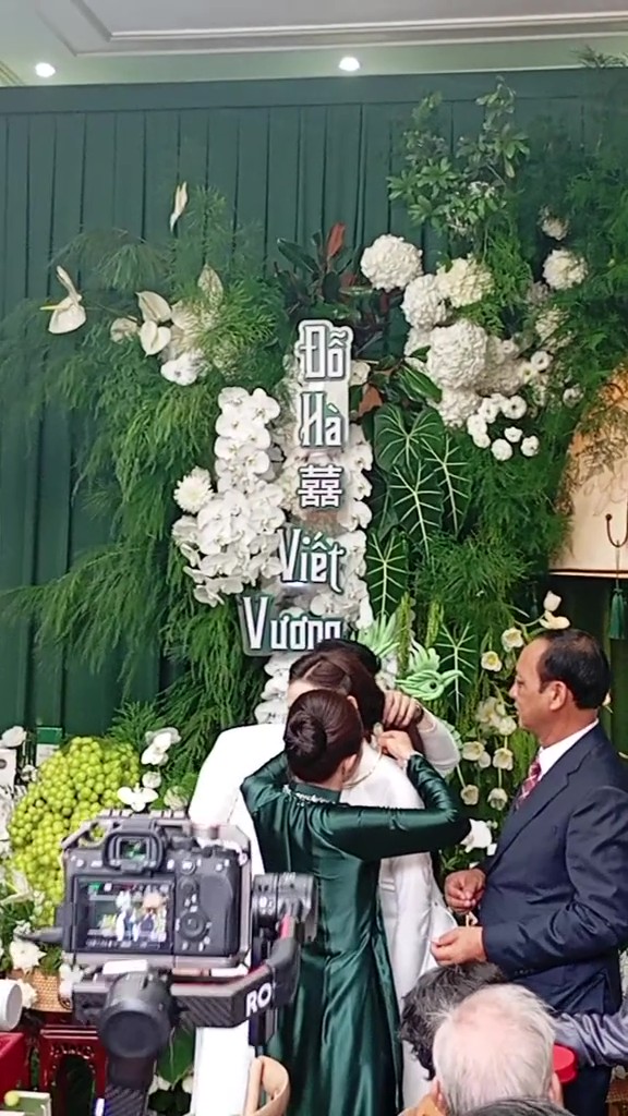 Thiếu gia tập đoàn Sơn Hải 10 điểm tinh tế với mẹ vợ!- Ảnh 4.