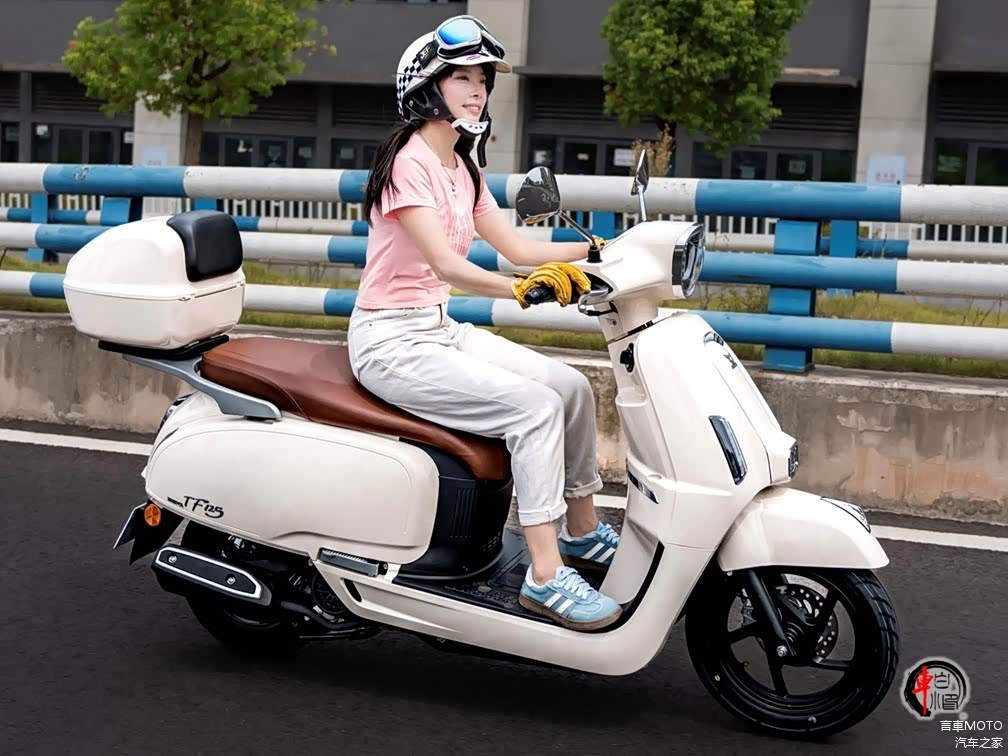 Xe tay ga 125cc mới ra mắt: Đẹp như Vespa, trang bị 